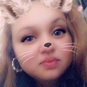 Meet your Posher, Angie